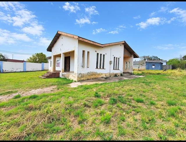 6 BEDROOM HOUSE FOR SALE IN NORTHCREST